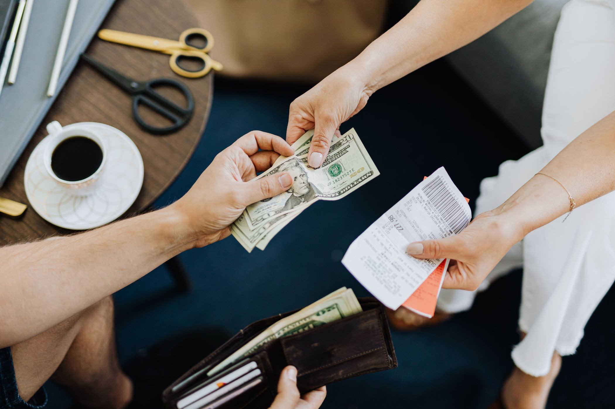 How To Track Cashflow, and Top 5 Cashflow Management Strategies for SMEs